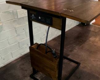 Tainoki C-Table End Table