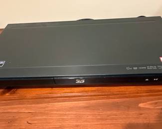LG BD670 Network 3D Blu-ray Disc Player