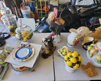 Tea Set sold as set, other items sold separately