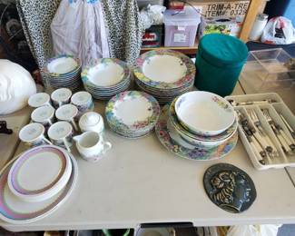 Dish set sold as set, flatware sold as set