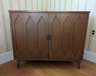 MCM Cabinet