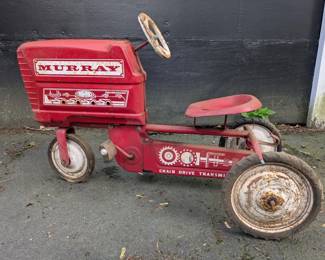 1960s Murray Chain Driven Pedal Tractor