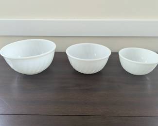 Fire King Nesting Bowls