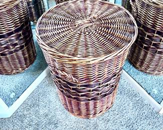 Large clothes, large wicker, clothes basket