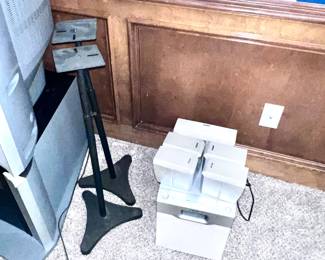 Surround sound system