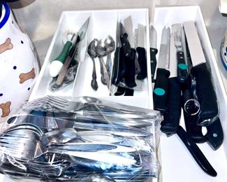 Miscellaneous silverware, flatware, and serving utensils