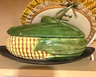 Vintage Ceramic Corn-Shaped Lidded Casserole Dish by Willie Dockery