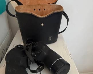 Bushnell Featherlight 7x35 Binoculars with Case