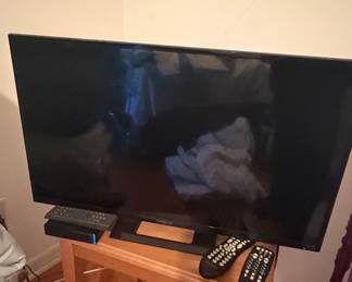 Insignia 40-inch 1080p LED TV
