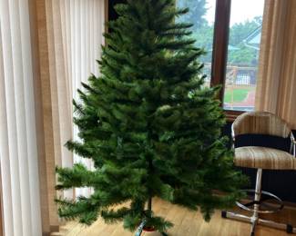 6 1/2' bottle brush tree