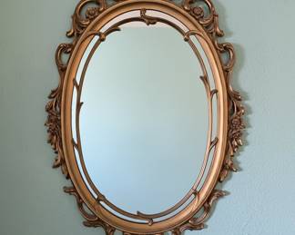 Vintage Syroco Hollywood Regency Oval Floral Mirror