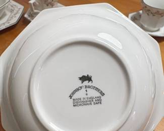 Johnson Brothers Eternal Beau Octagonal Dinnerware second image