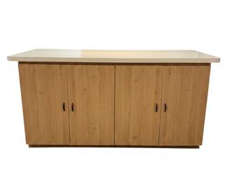 Kitchen Peninsula Cabinetry and Countertop