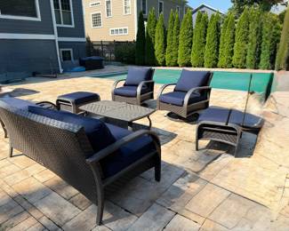 RST outdoor furniture Seven piece with cushions