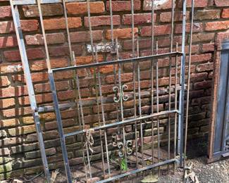 Cast iron gate