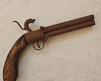 Vintage Four-Barrel Pepperbox Pistol Replica