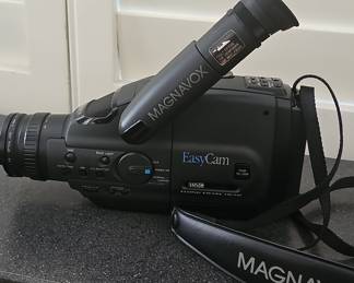 Magnavox EasyCam VHS-C Camcorder