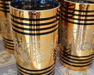 Dynasty Crown Gold Tumblers with Floral Etching