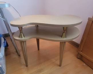 MCM boomerang table