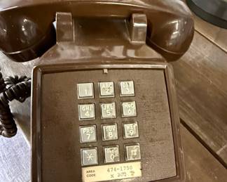 Western Electric 2500 Series Touch-Tone Desk Telephone - Chocolate Brown