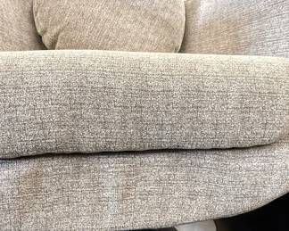 Modern Upholstered Swivel Barrel Accent Chair with Round Pillow