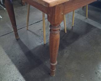Vintage Pine Farmhouse Dining Table with Turned Legs 5'7"x3'1"