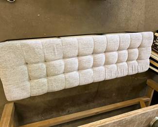 Modern Tufted Upholstered Entryway Storage Bench with Open Cubbies
