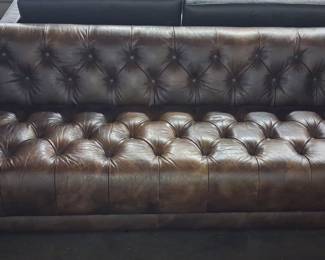 Restoration Hardware Savoy Leather Chesterfield Sofa 3'x7'11"