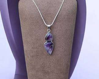 12 Banded Amethyst Pendant Necklace