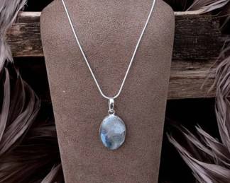 67 Moss Agate Pendant Necklace