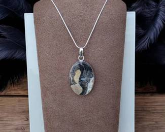 69 Michigan Septerian Pendant Necklace