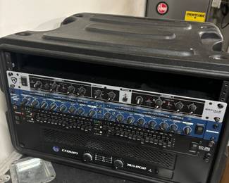 Crown XLS202