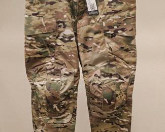 Arcteryx LEAF Mens Assault Pant AR size medium NWT