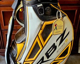 TaylorMade RBZ Stage 2 Tour golf bag