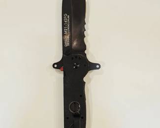 Crkt M21 folding knife