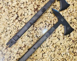 Benchmade tactical Killian tomahawk #172 sold separately