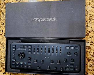 Loupedeck console for photo and video editing