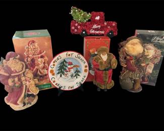 Vintage Santas In Original Box
