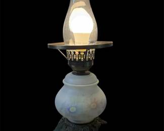 Frosted Glass Gone With The Wind Lamp