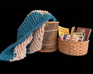 Snuggle With A Blanket, Vtg VHS Cassettes, Books More