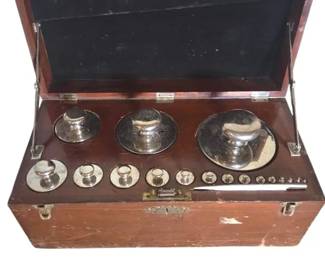 Antique Henry Troemner Precision Calibration Weight Set In Wooden Cased