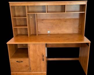 Nookstyle Desk