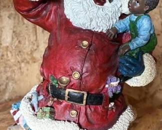 AFRICAN AMERICAN BLACK SANTA CLAUSE CHRISTMAS FIGURINE