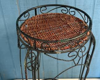 VINTAGE PLANT STAND