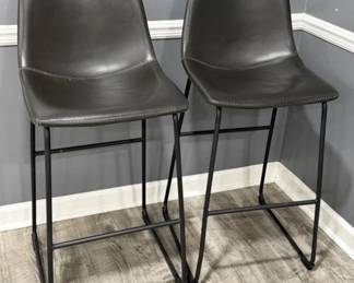 UPHOLSTERED BAR STOOLS PU W METAL FRAME & FOOT REST
