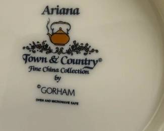 Gorham Ariana service for 12 with serving pieces