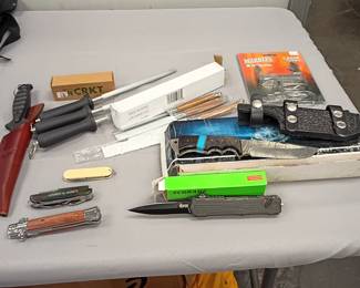 military fixed blades, bayonets, pocketknives, and more !!