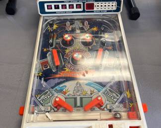 Vintage table top pinball