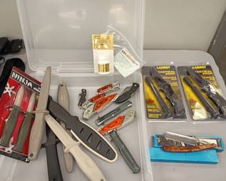 military fixed blades, bayonets, pocketknives, and more !!