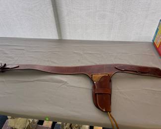 Leather pistol holder and belt